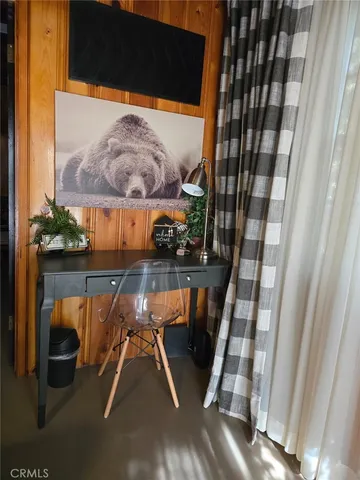 $1,850 | 638 Rose Hill Drive, Crestline, CA 92325