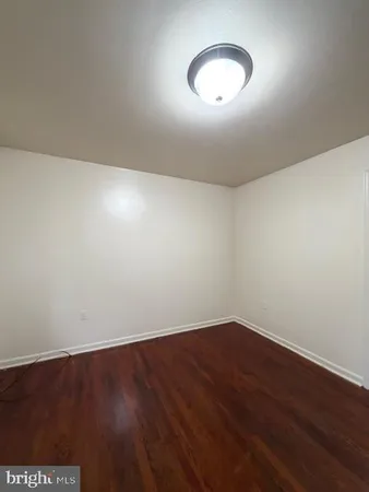 $2,300 | 17812 Washington Grove Lane, Gaithersburg, MD 20877