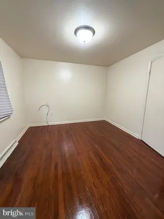 $2,300 | 17812 Washington Grove Lane, Gaithersburg, MD 20877