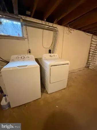 $2,300 | 17812 Washington Grove Lane, Gaithersburg, MD 20877