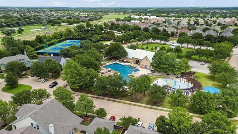 $525,000 | 711 George Street, Lantana, TX 76226