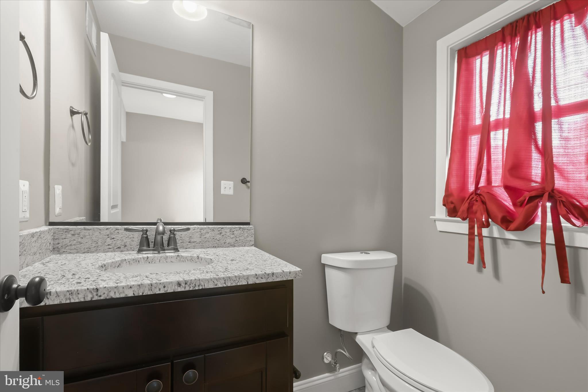 3000 Keswick Road Baltimore, MD 21211 - Photo 26 of 81 Main Level Powder Room