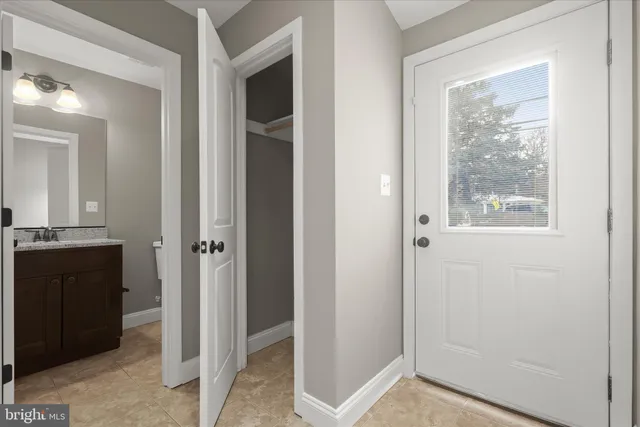 $475,000 | 3000 Keswick Road, Baltimore, MD 21211