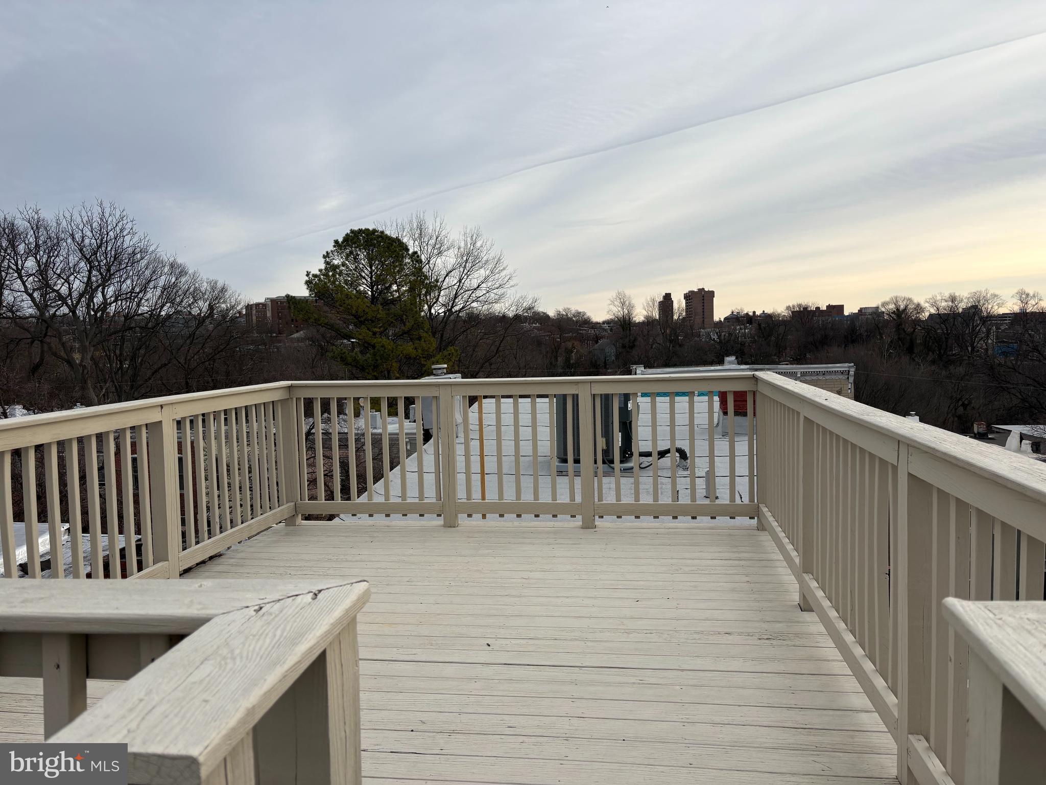 3000 Keswick Road Baltimore, MD 21211 - Photo 4 of 9 Rooftop Deck