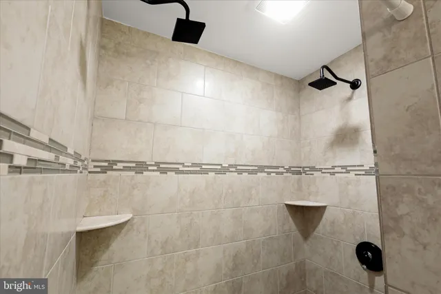 $475,000 | 3000 Keswick Road, Baltimore, MD 21211