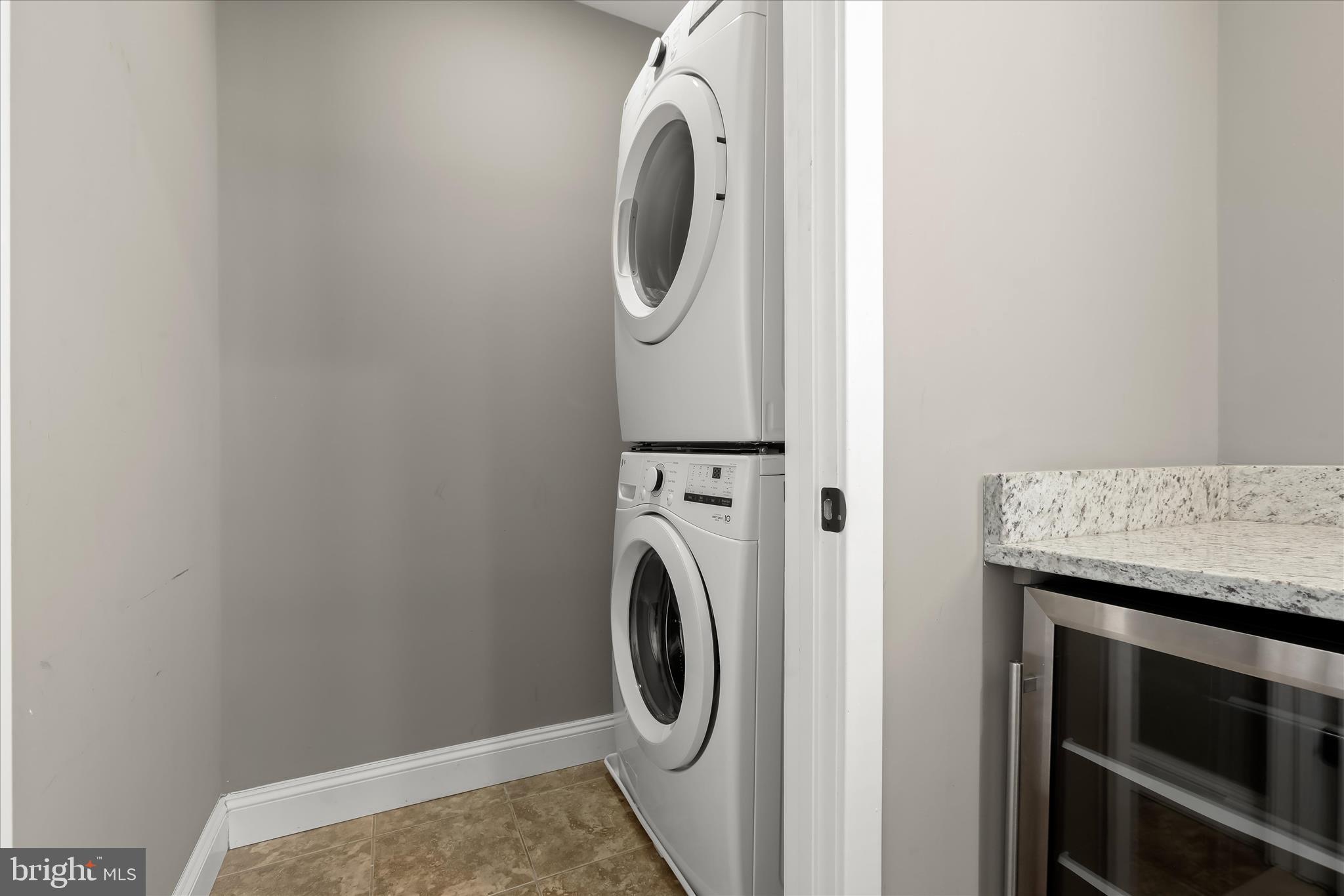 3000 Keswick Road Baltimore, MD 21211 - Photo 45 of 81 Wet Bar - Laundry Room - Rooftop Deck