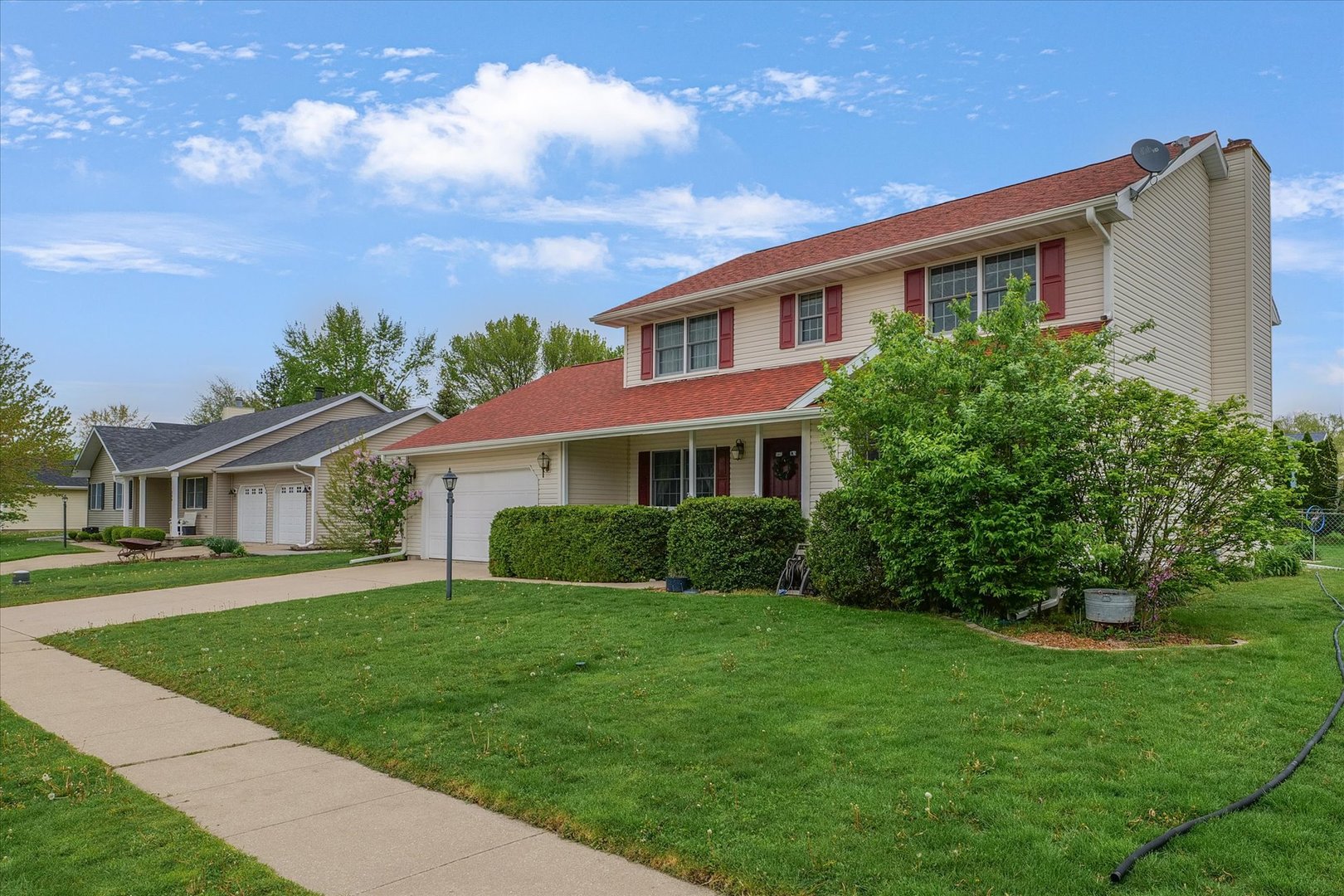 108 Ridge Road Mahomet, IL 61853 - Photo 3 of 32 Gallery Image 3