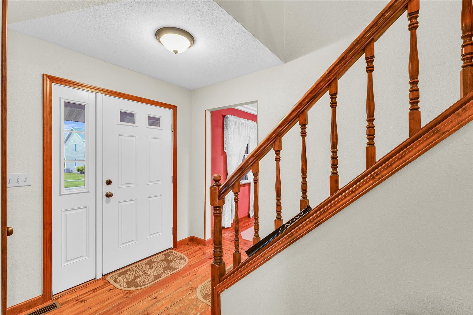 108 Ridge Road Mahomet, IL 61853 - Photo 6 of 32 Gallery Image 6