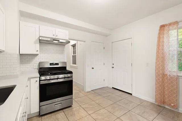 $499,990 | 10 Minthorne Street, Worcester, MA 01603