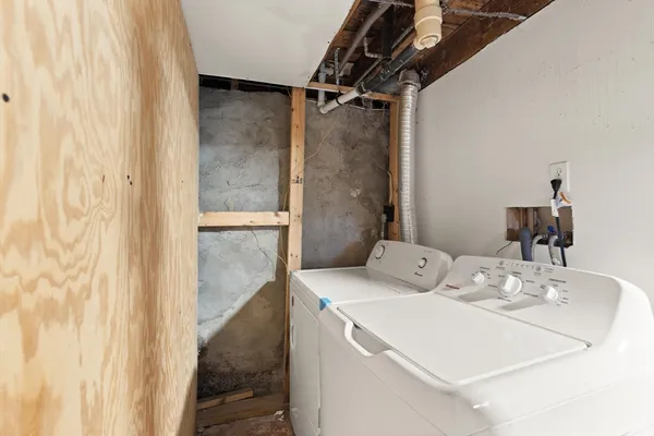 $475,000 | 10 Minthorne Street, Worcester, MA 01603