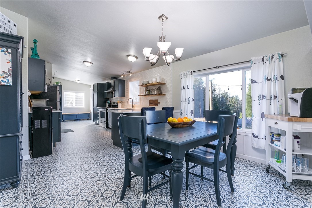 3060 Kelly Road Bellingham, WA 98226 - Photo 14 of 33