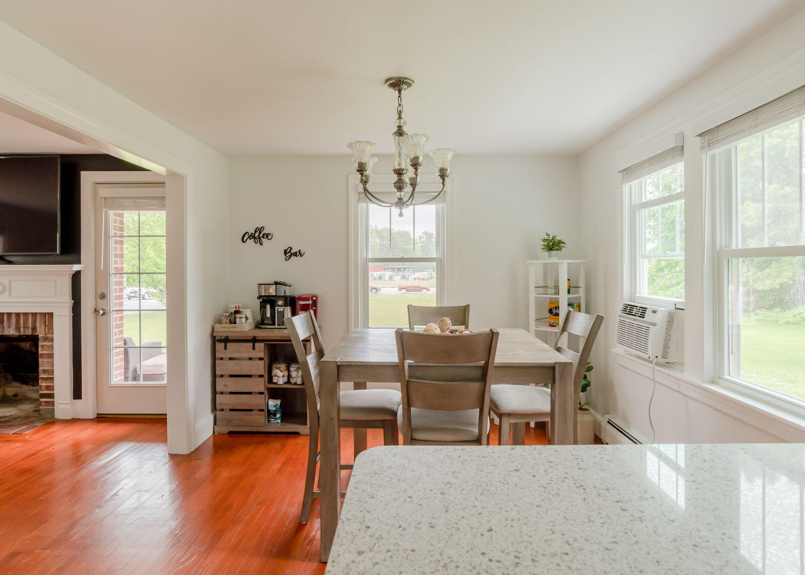 8 Flag Pond Road Saco, ME 04072 - Photo 3 of 66 Saco-Airbnb-EntirePlace-03