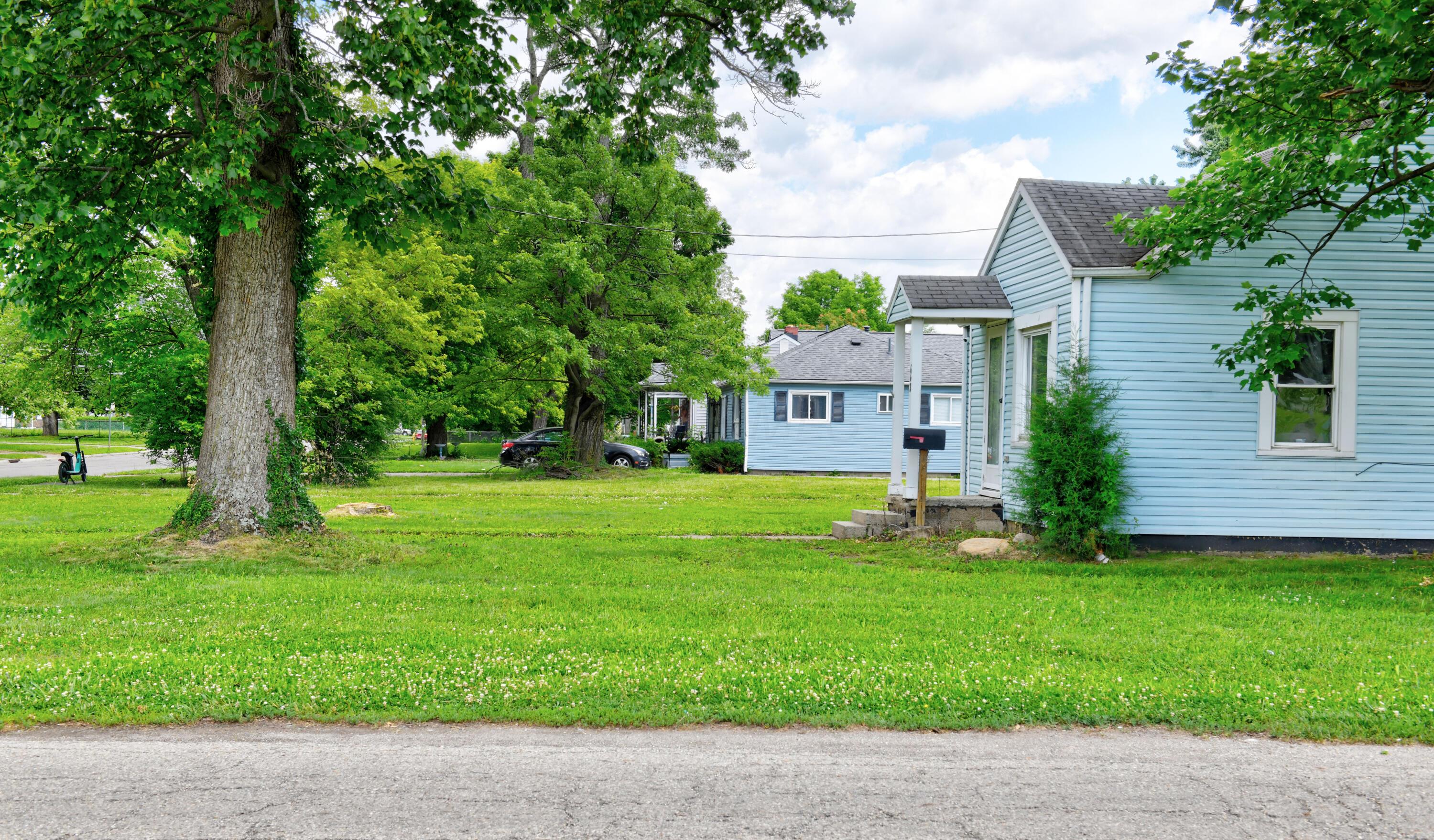 662 Beechwood Road Whitehall, OH 43213 - Photo 4 of 48 Exterior