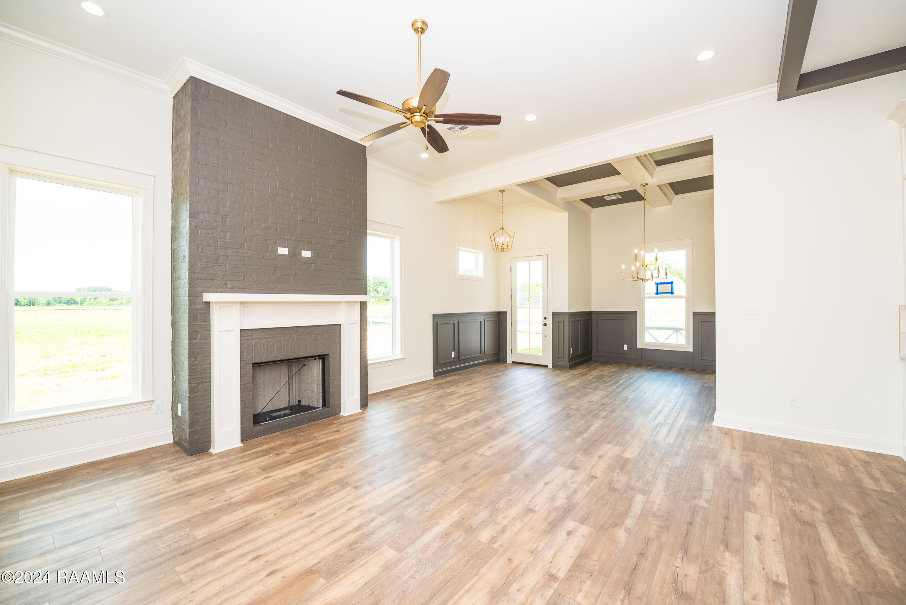 116 Spg Mdw Drive Broussard, LA 70518 - Photo 4 of 40 Living Area