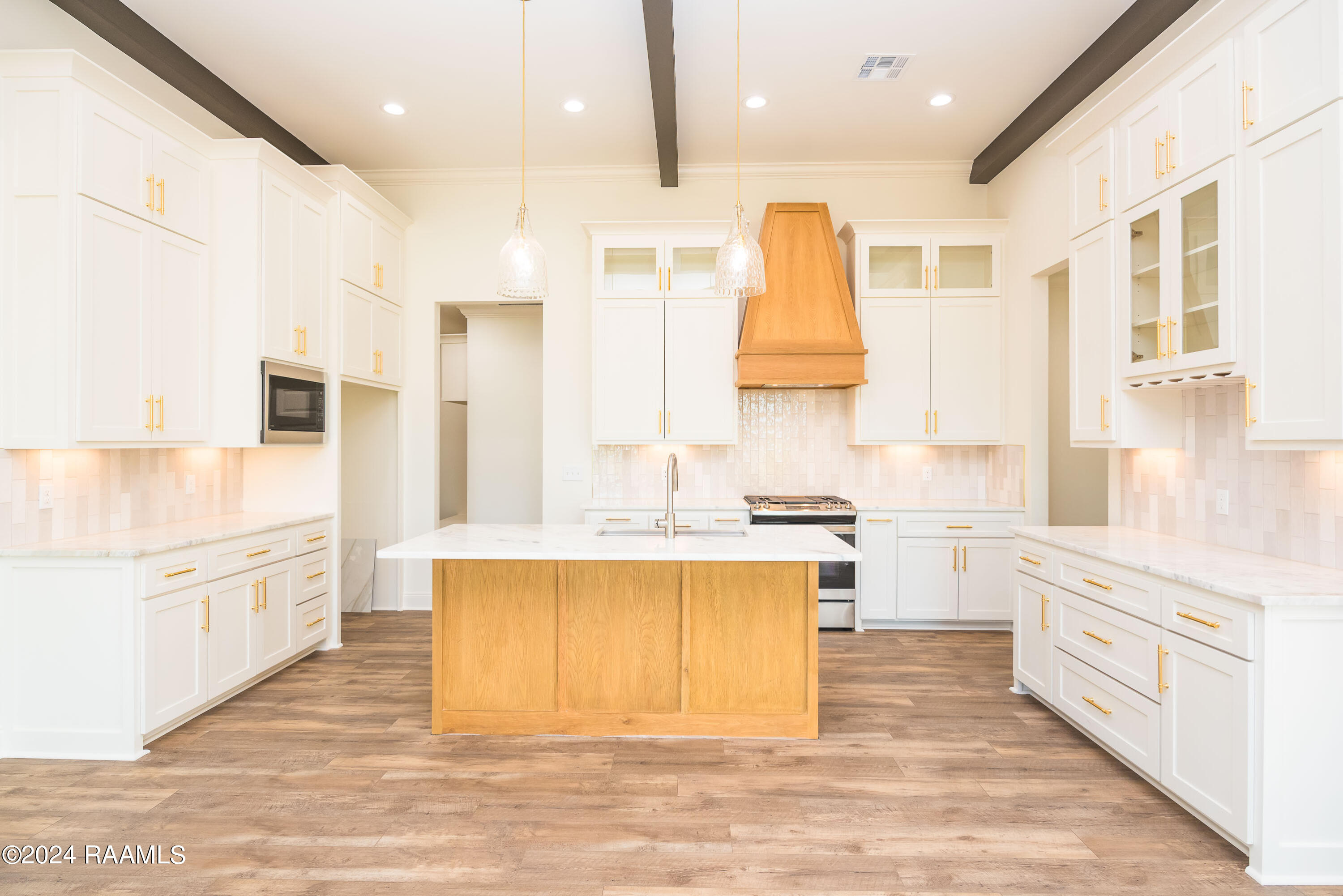 116 Spg Mdw Drive Broussard, LA 70518 - Photo 8 of 40 Kitchen