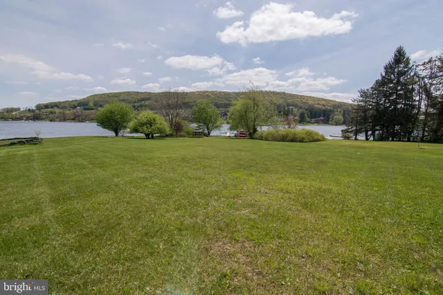 a view of outdoor space with mountain view