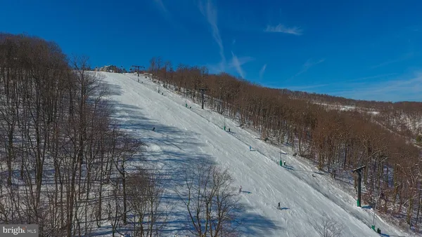 $439,999 | 48 Bright Passage, Unit 5B, McHenry, MD 21541