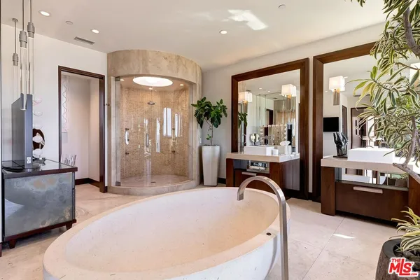$79,900 | 88 Emerald Bay, Unit BAY, Laguna Beach, CA 92651