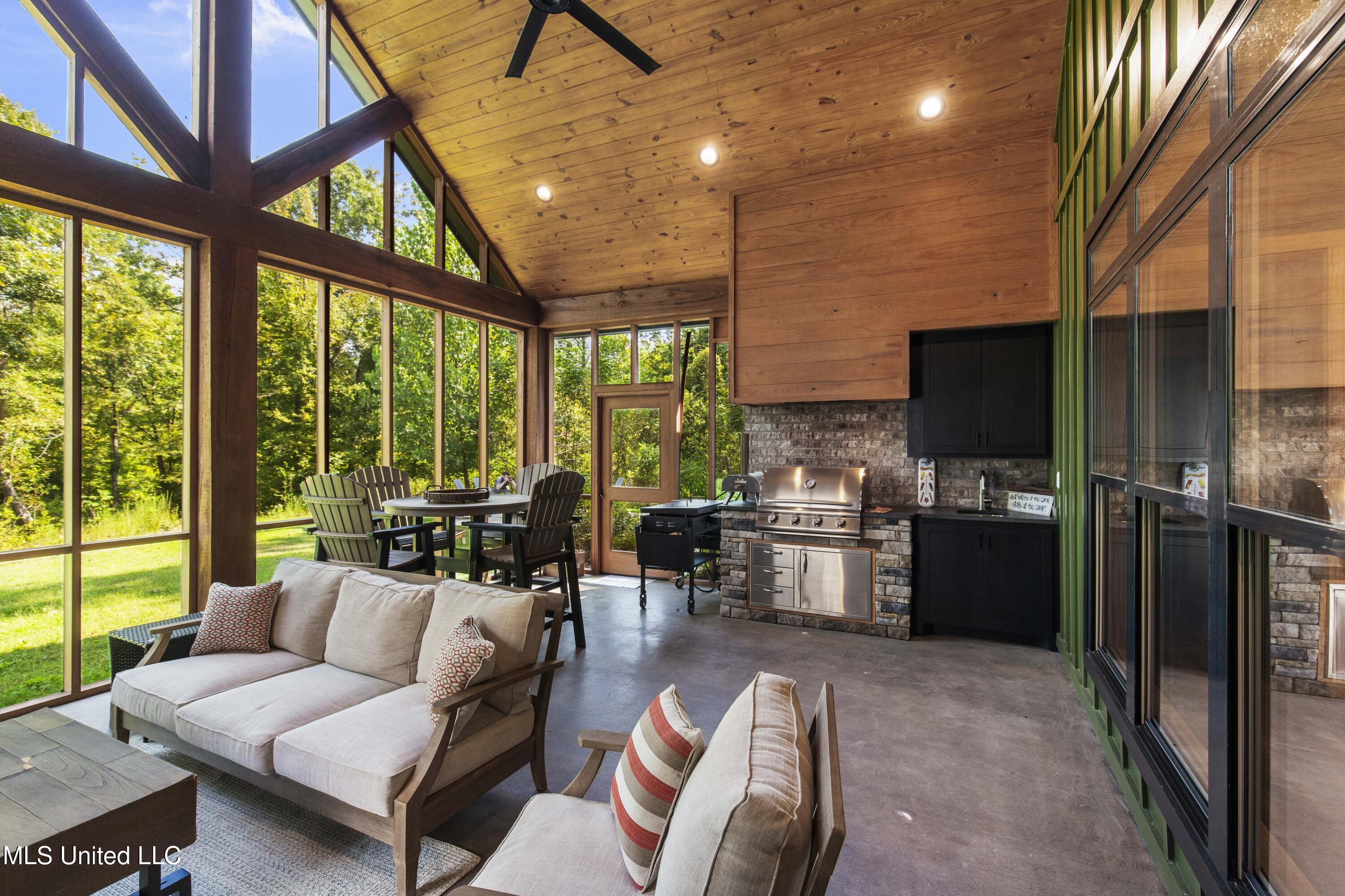 2233 Holloman Road Bentonia, MS 39040 - Photo 29 of 85 Holloman Rd-73