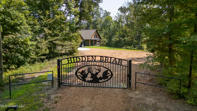$2,950,000 | 2233 Holloman Road, Bentonia, MS 39040