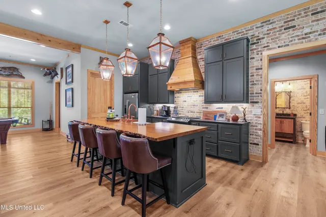 $2,950,000 | 2233 Holloman Road, Bentonia, MS 39040