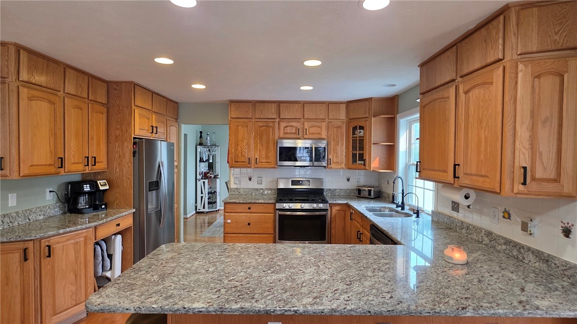 123 Fieldview Drive Erwin, NY 14870 - Photo 8 of 37 Kitchen