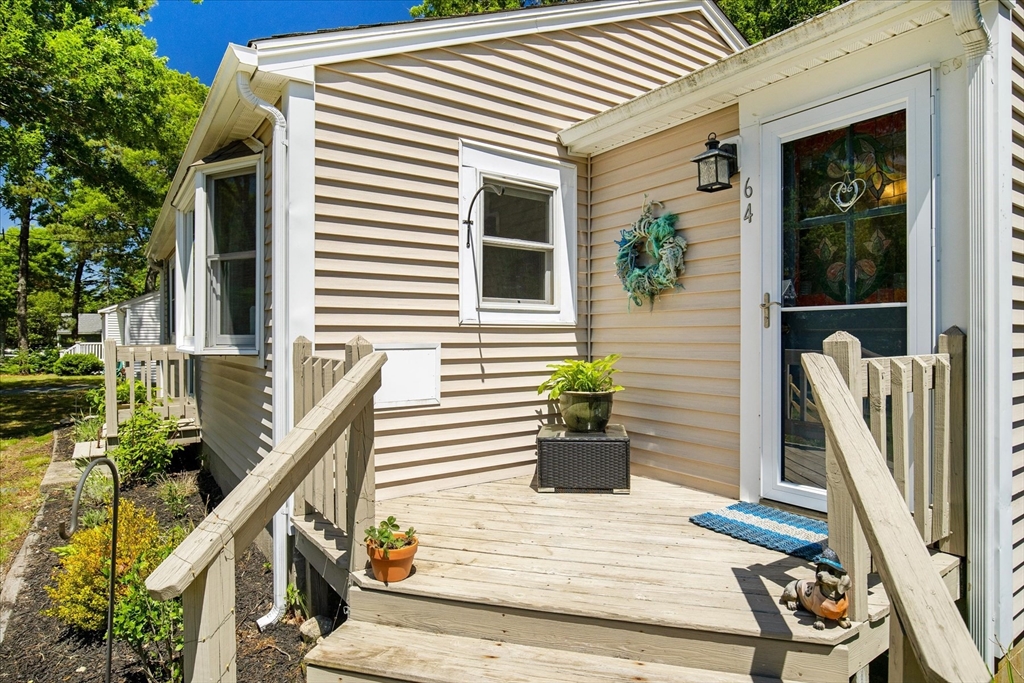 64 Handy Road Bourne, MA 02559 - Photo 4 of 31 Gallery Image 4