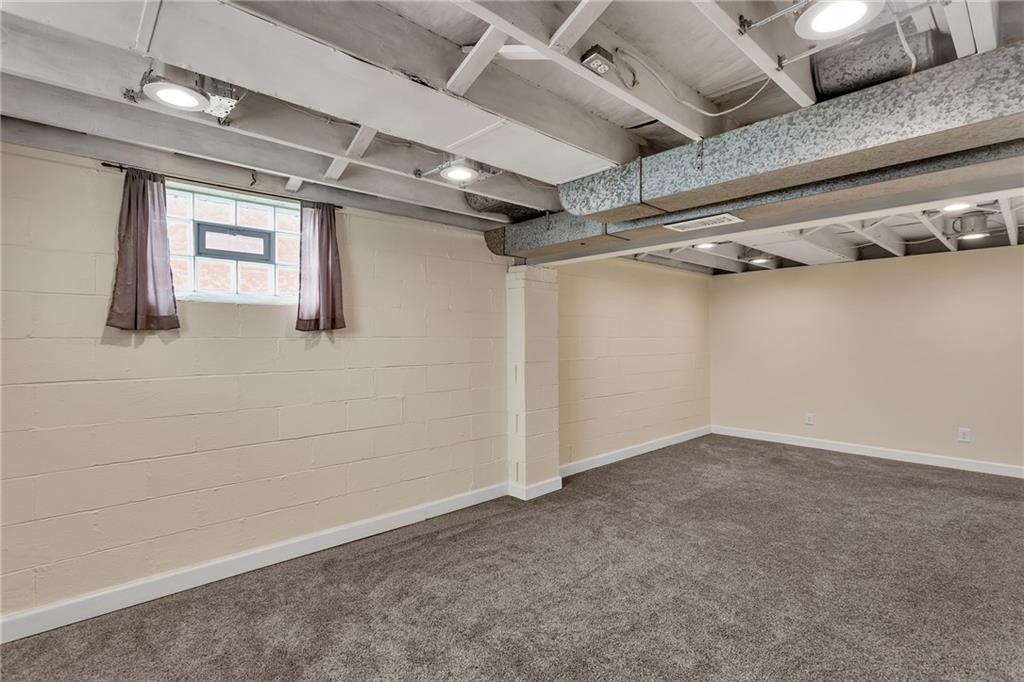 611 Blueberry Road Monroeville, PA 15146 - Photo 25 of 34 Gallery Image 25