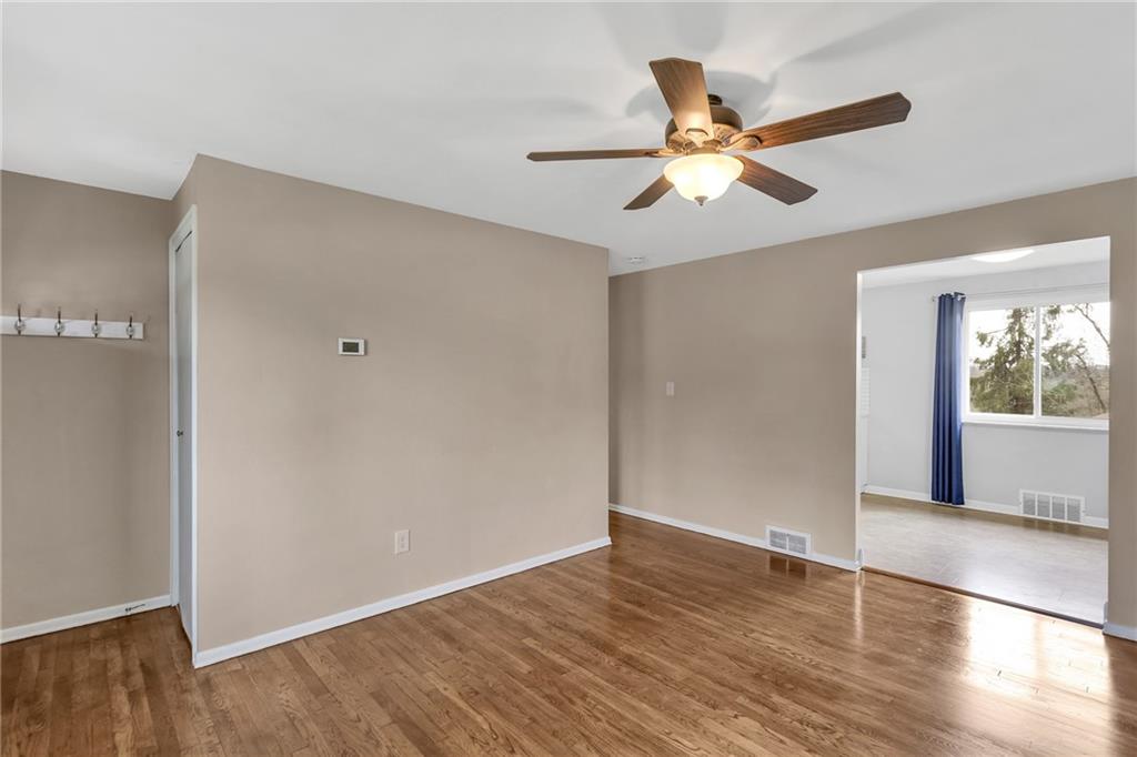 611 Blueberry Road Monroeville, PA 15146 - Photo 5 of 34 Gallery Image 5