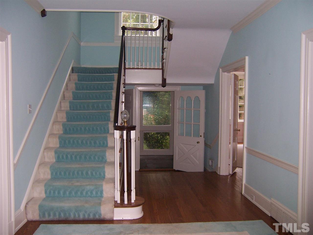 1809 Chester Road Raleigh, NC 27608 - Photo 4 of 23