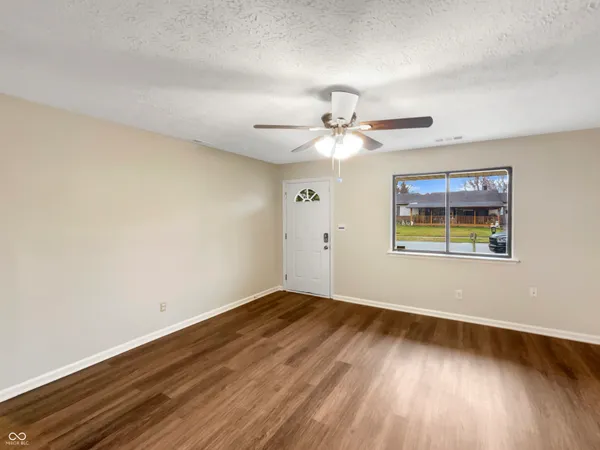 $194,000 | 5610 Northport Drive, Indianapolis, IN 46221