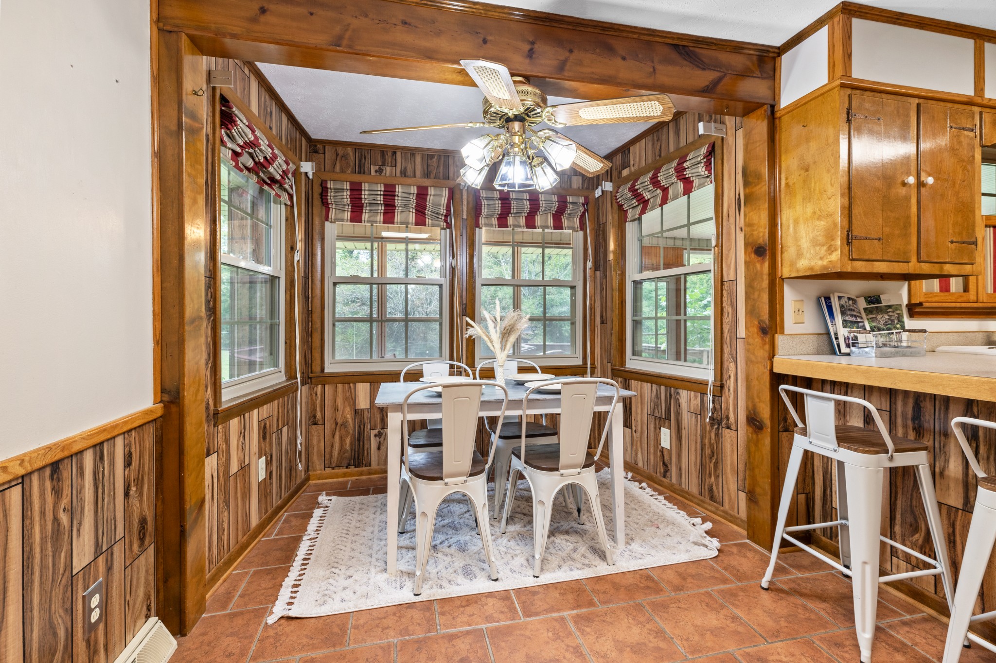 111 Rae Lane Dickson, TN 37055 - Photo 12 of 39 Gallery Image 12