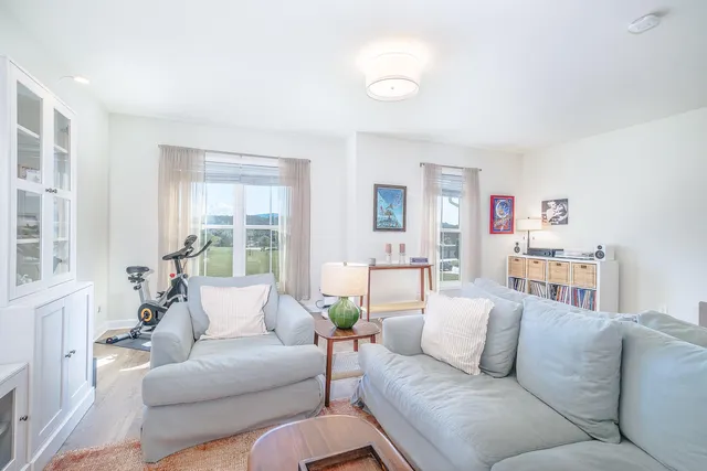 $379,900 | 127 Broad Street, Daleville, VA 24083