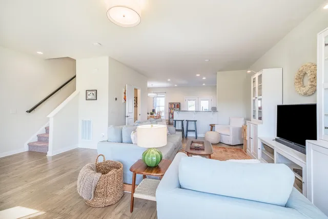 $379,900 | 127 Broad Street, Daleville, VA 24083