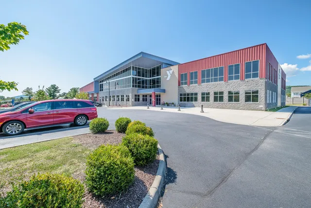 $379,900 | 127 Broad Street, Daleville, VA 24083