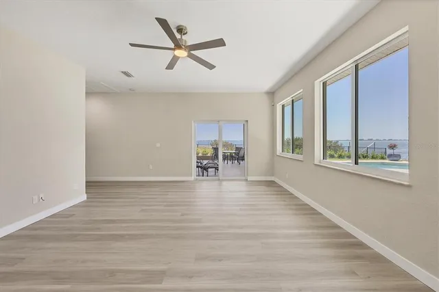 $3,250,000 | 3931 Bay Shore Road, Sarasota, FL 34234