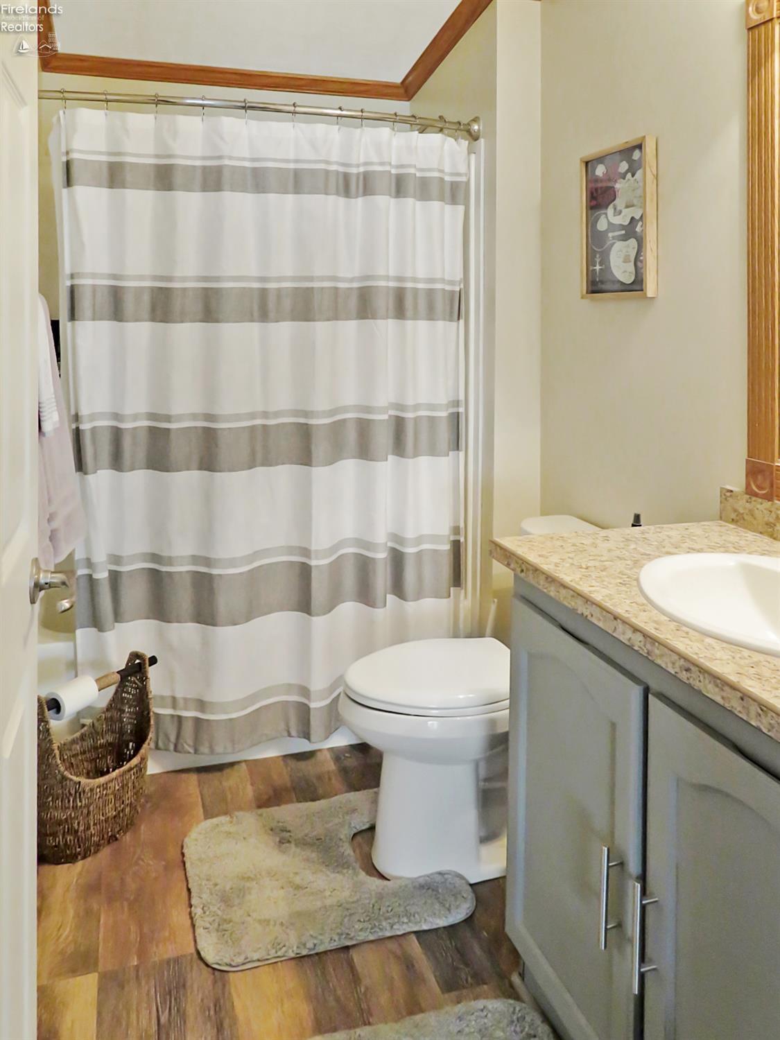 1600 North Buck Road, Unit 8 Lakeside Marblehead, OH 43440 - Photo 13 of 16 Gallery Image 13