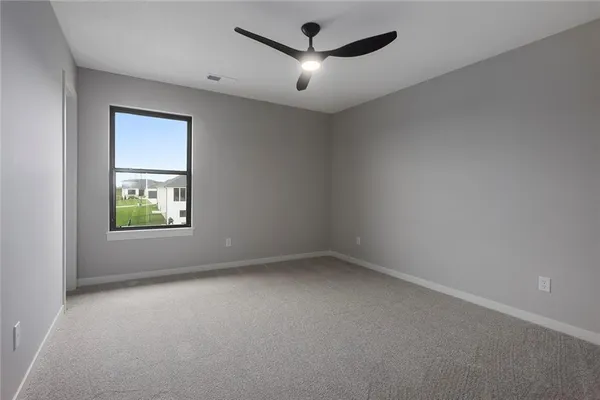 $639,900 | 13610 Northeast 114th Place, Kearney, MO 64060