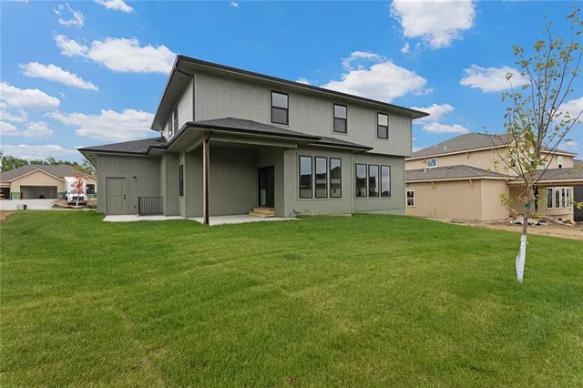 $649,900 | 13610 Northeast 114th Place, Kearney, MO 64060