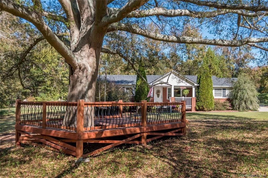 141 Niven Road Lancaster, SC 29720 - Photo 3 of 24
