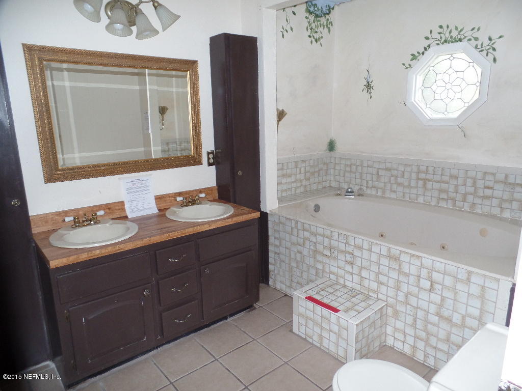 13459 Pate Road West Jacksonville, FL 32226 - Photo 16 of 24 SAM_6244.JPG
