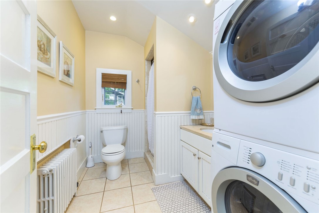 135 Longfellow Road Jamestown, RI 02835 - Photo 15 of 34