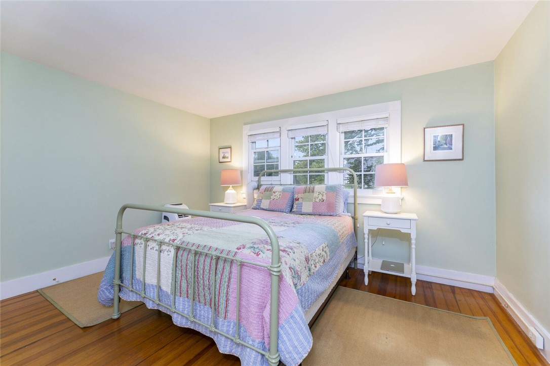 135 Longfellow Road Jamestown, RI 02835 - Photo 22 of 34