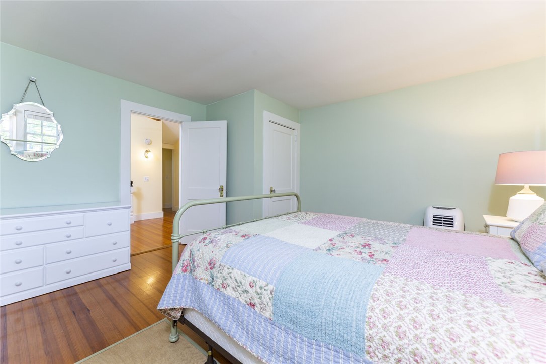 135 Longfellow Road Jamestown, RI 02835 - Photo 23 of 34