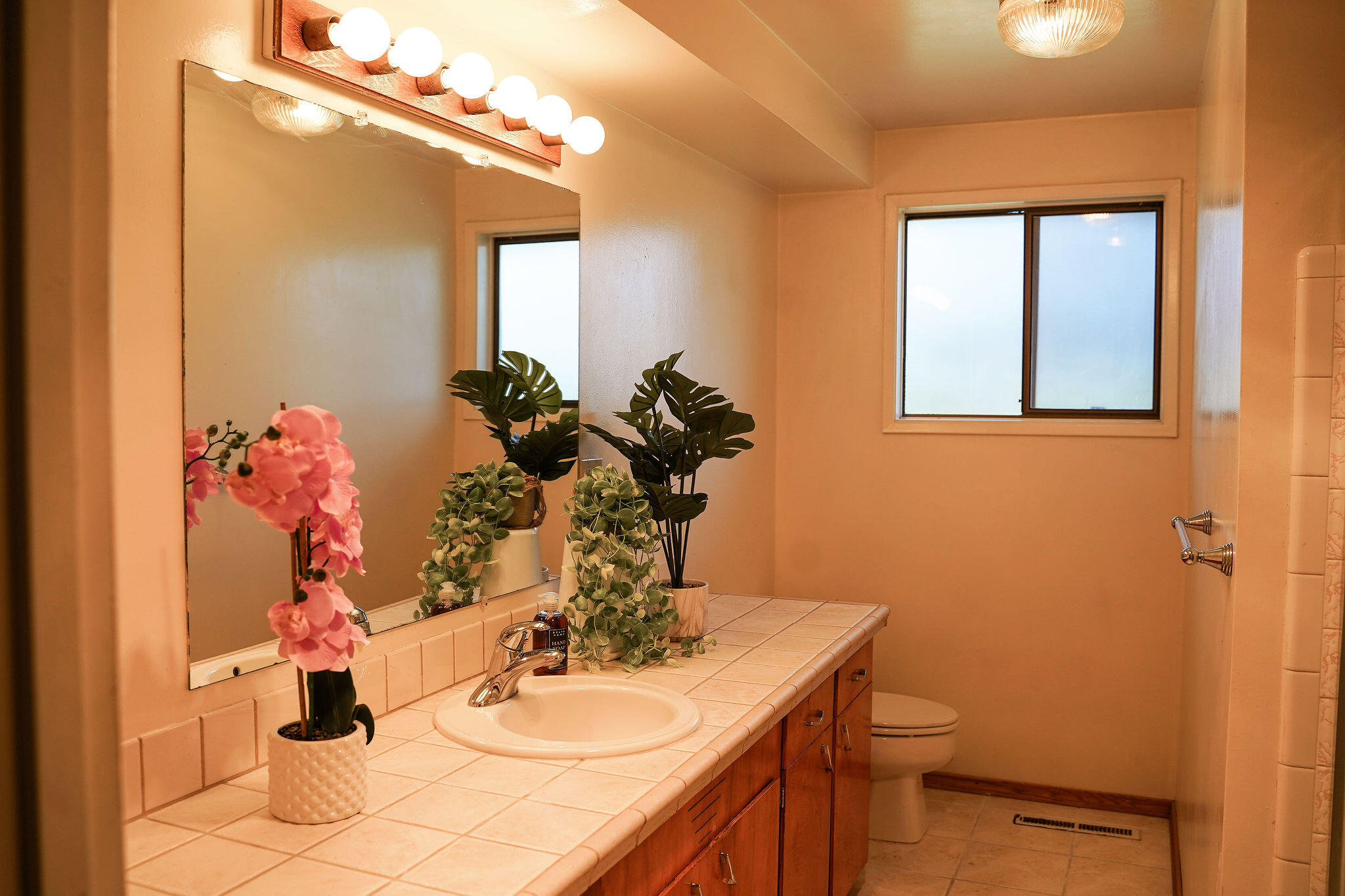 920 South 4th Street Central Point, OR 97502 - Photo 19 of 31 DSC01641