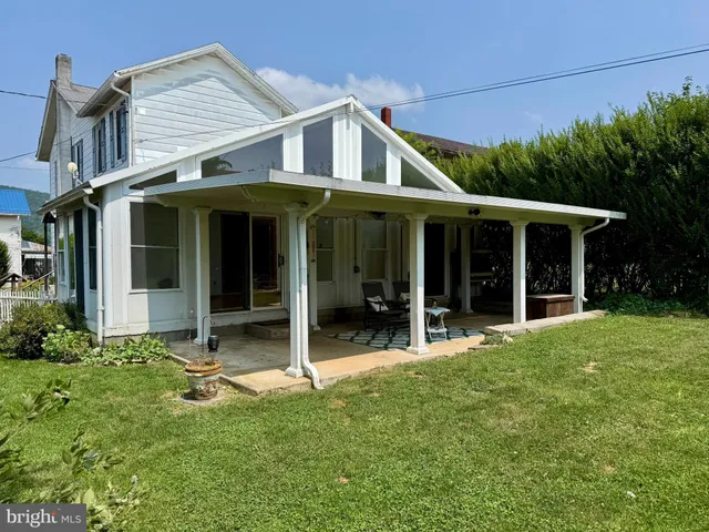 $169,900 | 156 East Main Street, Rebersburg, PA 16872