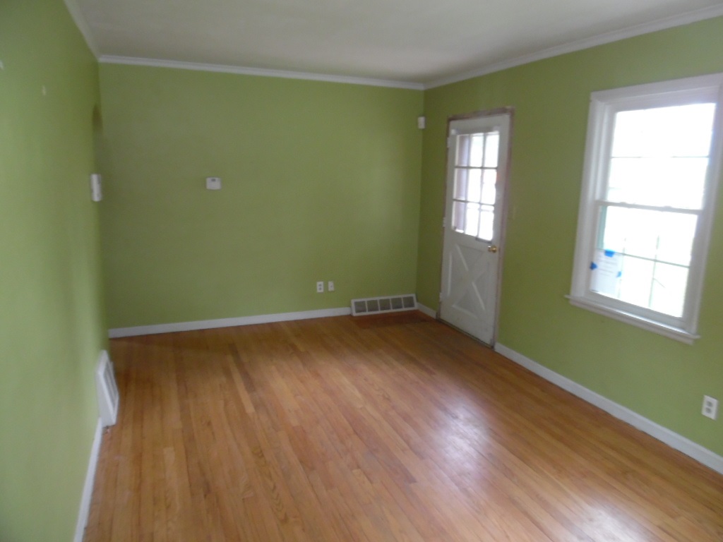 3323 California Road Rockford, IL 61108 - Photo 3 of 13 Gallery Image 3