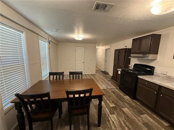 $1,600 | 10181 Farm To Market Road 391, Hearne, TX 77859