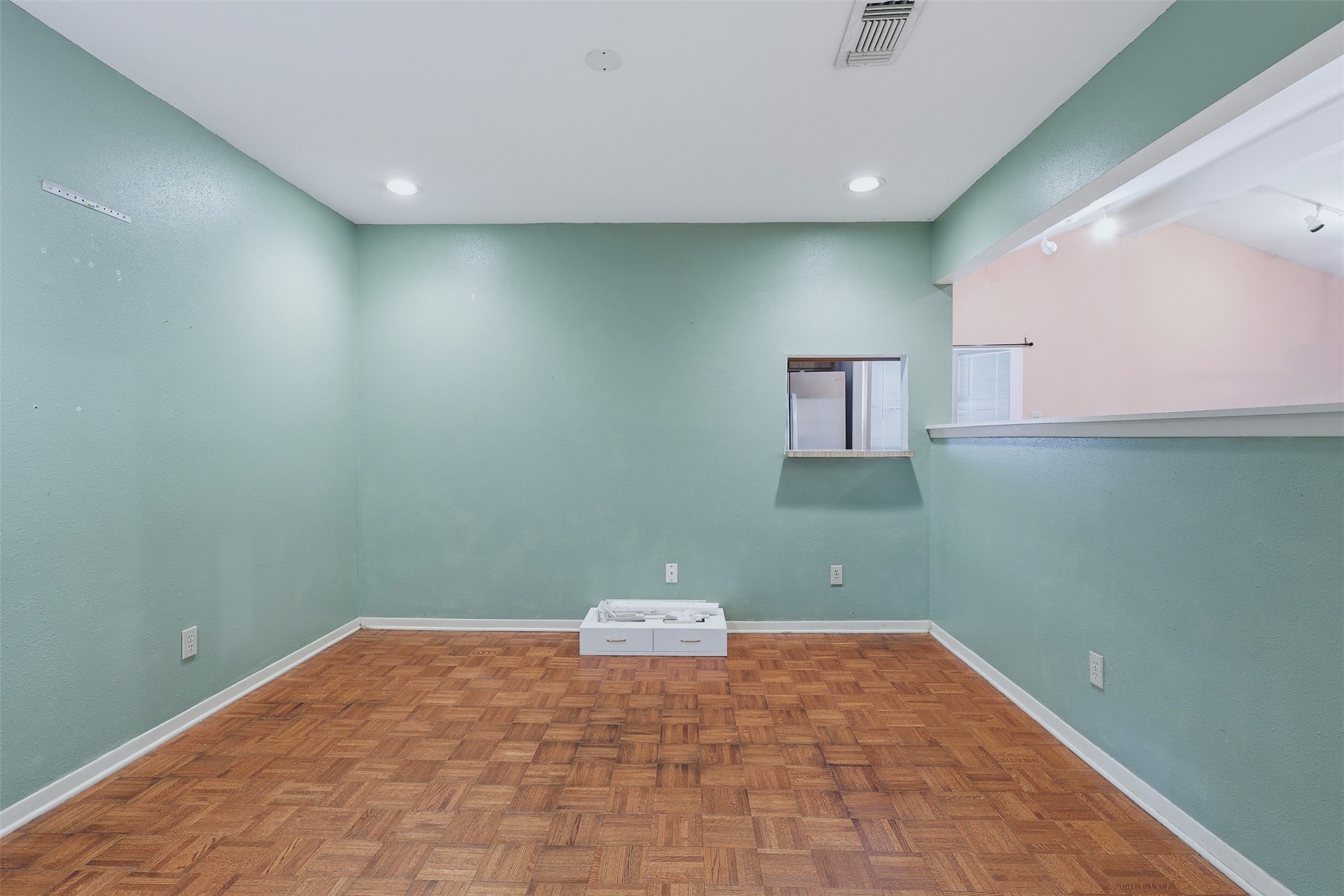 17011 Kings Walk Lane Houston, TX 77070 - Photo 13 of 50 a view of a livingroom with an empty space