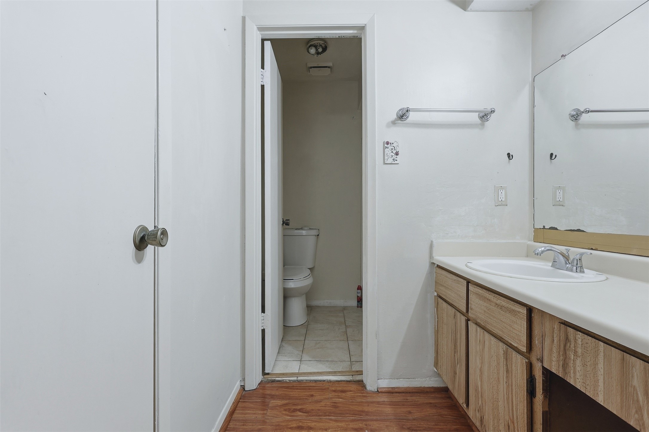 17011 Kings Walk Lane Houston, TX 77070 - Photo 19 of 50 a bathroom with a sink a toilet and shower